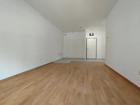 Izdavanje, stan, 45m², Stari Aerodrom, Podgorica - image 5