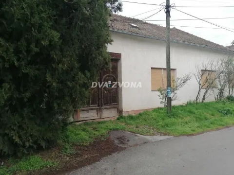 Prodaja, kuća, 90m², Petrovaradin, Novi Sad