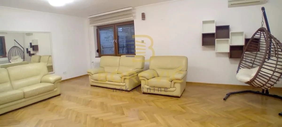 Izdavanje, kuća, 160m², Savski Venac, Beograd