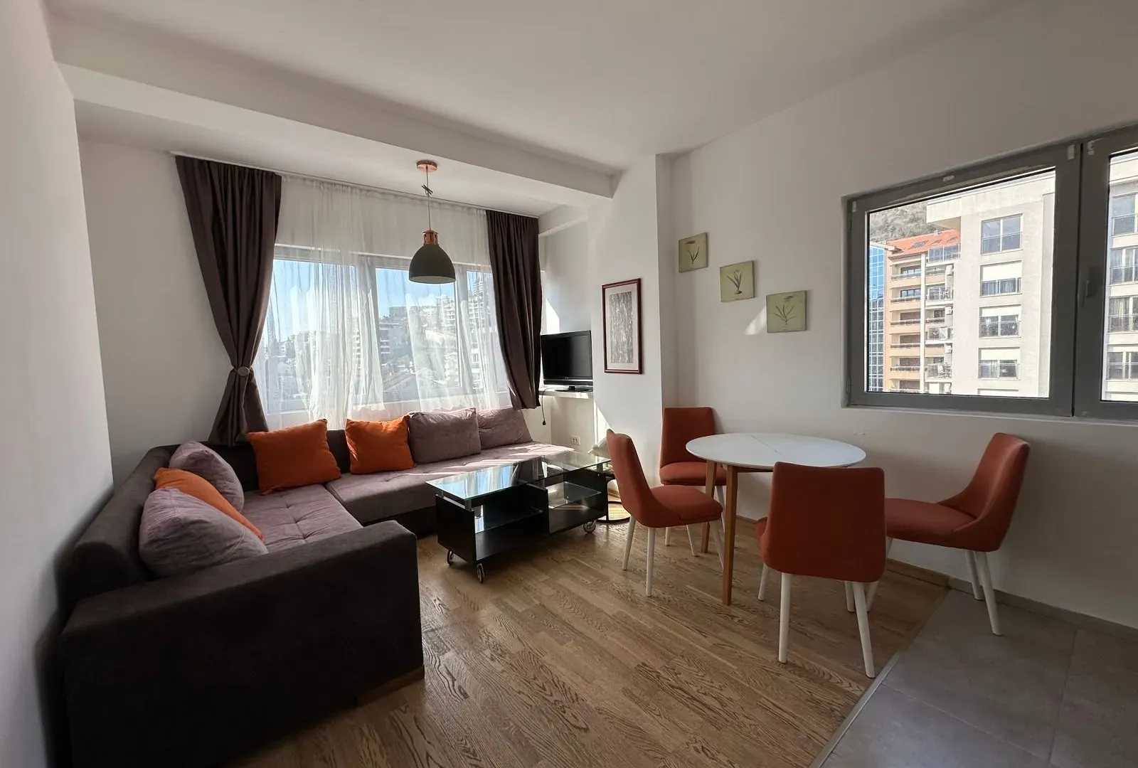 Rent, one bedroom apartment, 40m², Centar, Budva