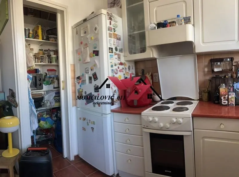 Prodaja, dvosoban stan, 61m², Vračar Sve Podlokacije, Beograd