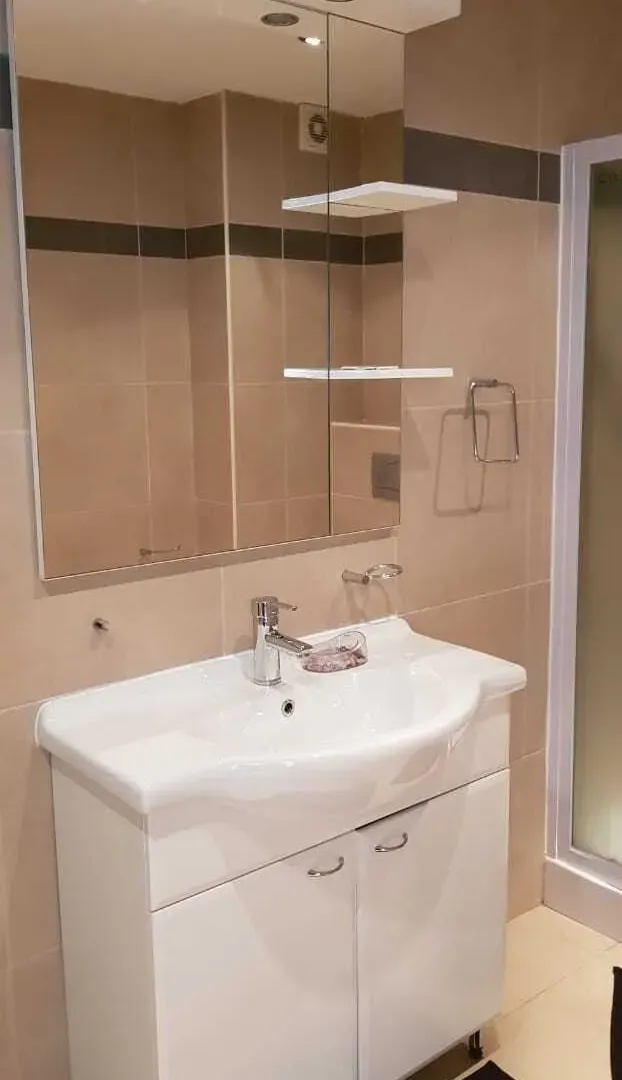 Prodaja, stan, 67m², Pržno, Budva