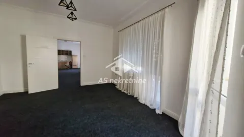 Rent, office space, 72m², Kalenić Pijaca, Vračar Sve Podlokacije - image 13