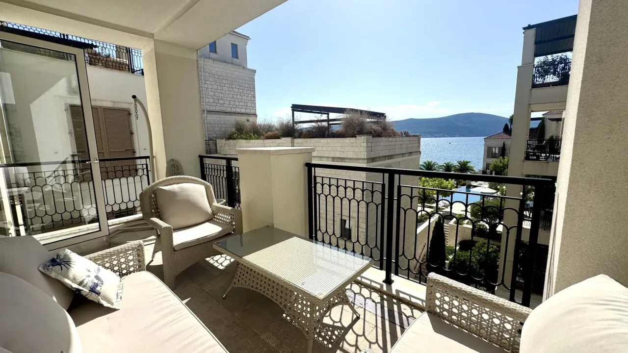Sale, two bedroom apartment, 95m², Porto Montenegro, Tivat