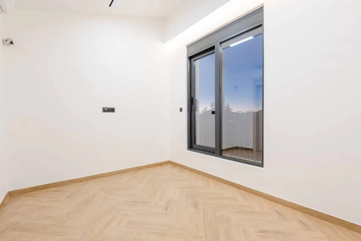 Prodaja, kuća, 240m², Budva, Crna Gora