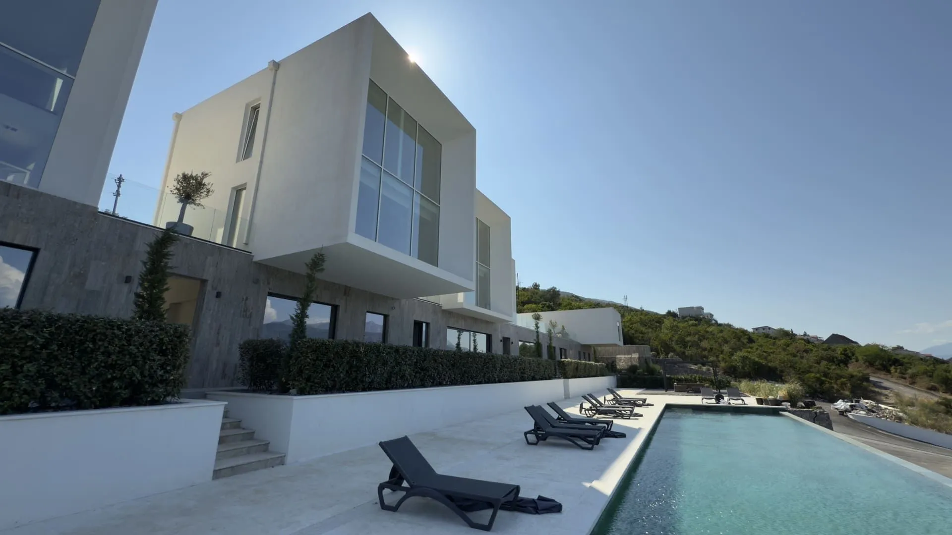 Prodaja, jednosoban stan, 157m², Bratešići, Kotor