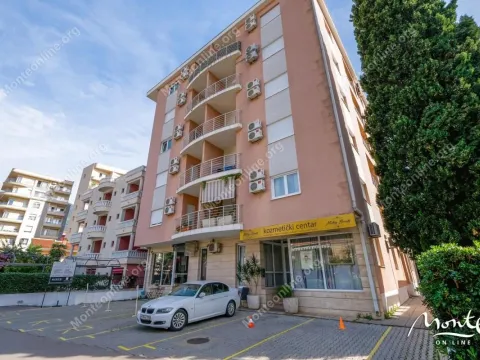 Sale, one bedroom apartment, 64m², Budva, Crna Gora - image 24