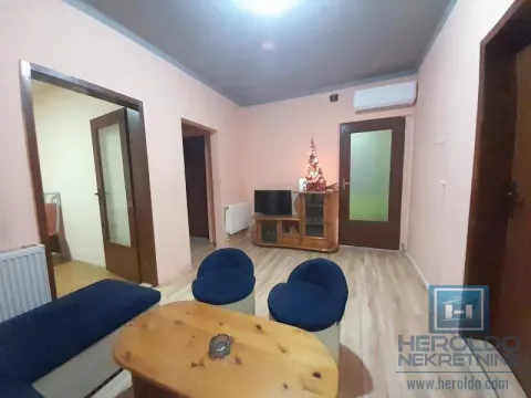 Sale, house, 310m², Tavrića obori, Jagodina - image 8