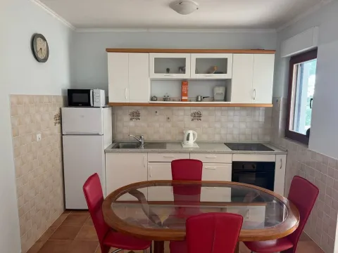 Prodaja, jednosoban stan, 48m², Petrovac, Budva - image 2