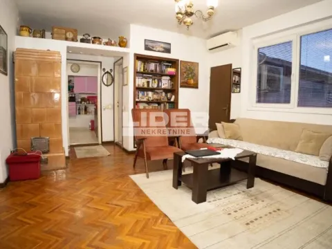 Prodaja, četvorosoban stan, 91m², Vukov Spomenik, Zvezdara Sve Podlokacije - image 2