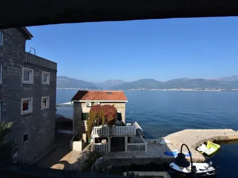 Prodaja, kuća, 210m², Krašići, Tivat - image 4