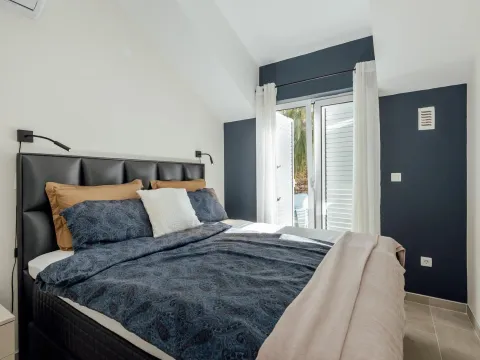 Sale, three bedroom apartment, 172m², Đenovići, Herceg Novi - image 25