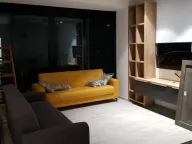 Izdavanje, trosoban stan, 80m², Centar, Novi Sad - image 13