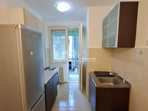 Prodaja, jednosoban stan, 38m², Vračar Centar, Vračar Sve Podlokacije - image 3