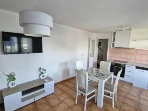 Prodaja, trosoban stan, 76m², Sutomore, Bar - image 2