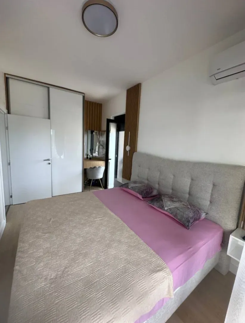 Sale, one bedroom apartment, 54m², Bečići, Budva