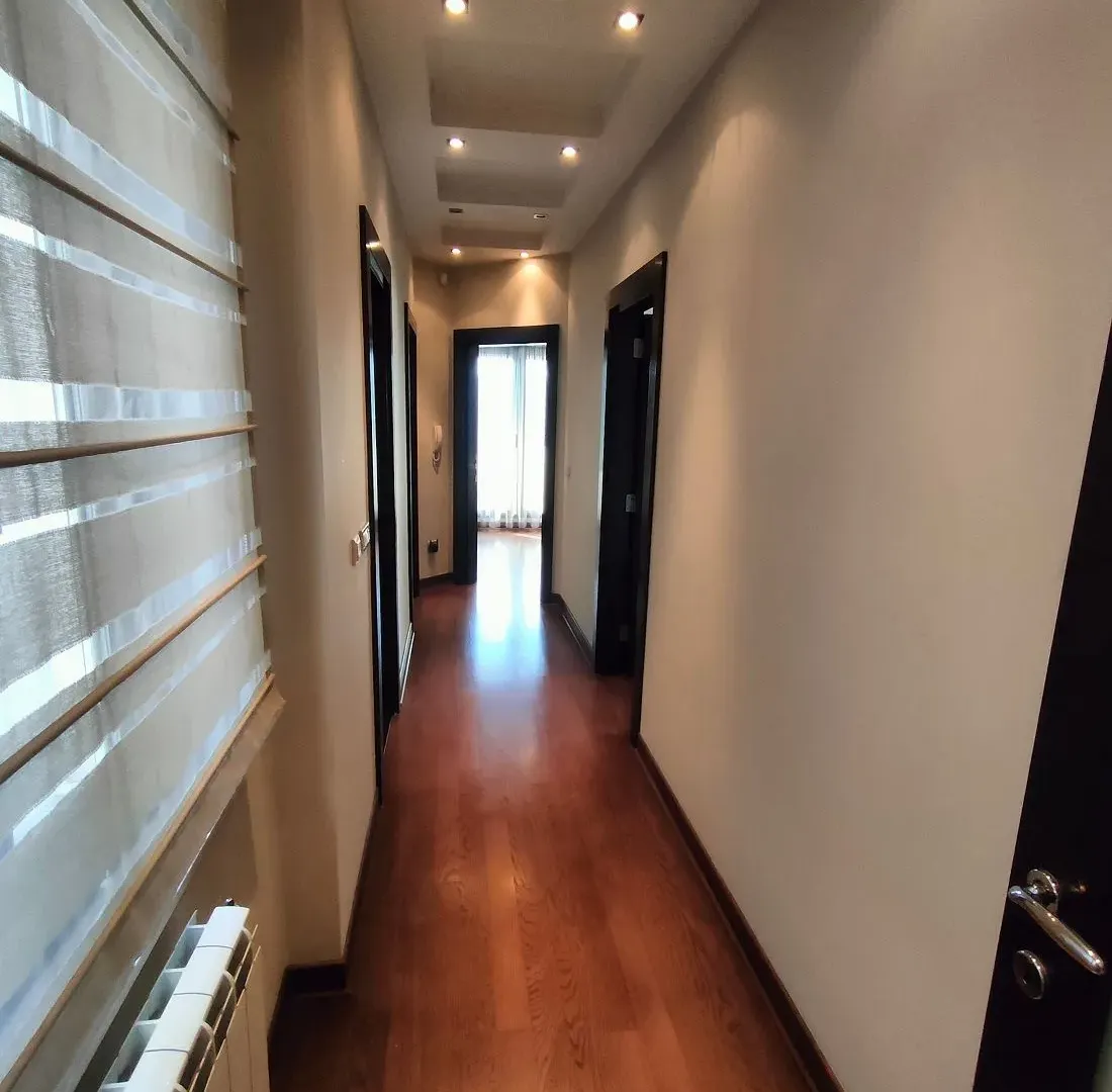 Prodaja, četvorosoban stan, 125m², Vračar Hram, Vračar Sve Podlokacije