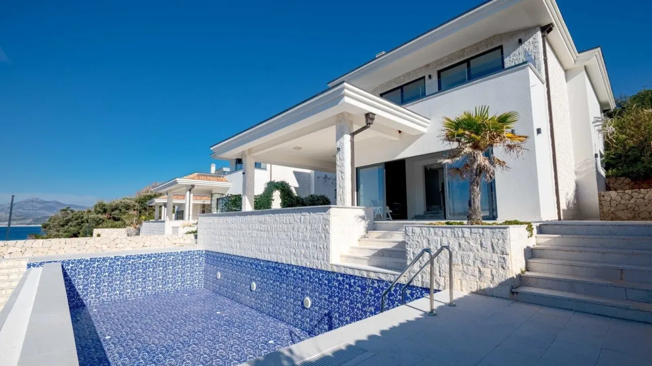 Sale, house, 370m², Utjeha, Bar