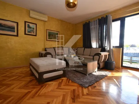 Sale, house, 190m², Dalmatinska ulica, Podgorica - image 5