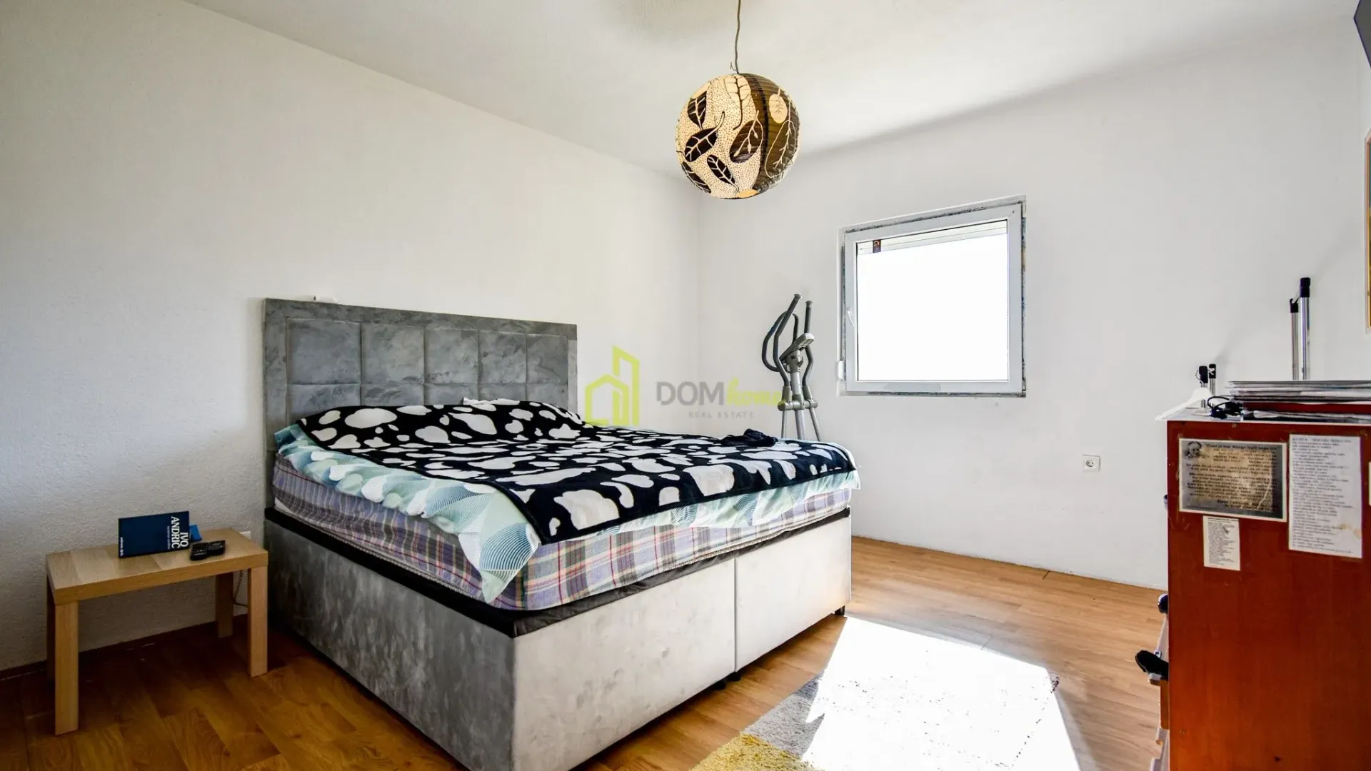 Sale, house, 200m², Donji Kokoti, Podgorica