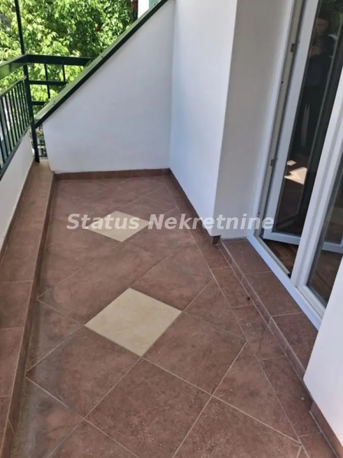 Prodaja, dvosoban stan, 47m², Adamovićevo Naselje, Novi Sad Sve Podlokacije