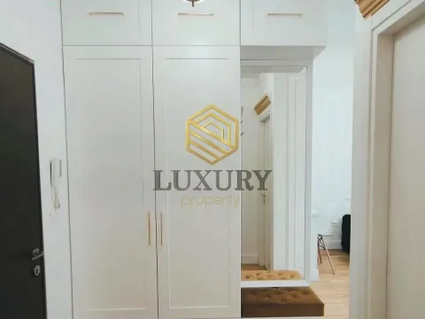 Izdavanje, jednosoban stan, 45m², City Kej, Podgorica - image 4