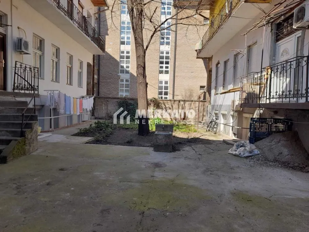 Prodaja, četvorosoban stan, 96m², Centar, Zrenjanin