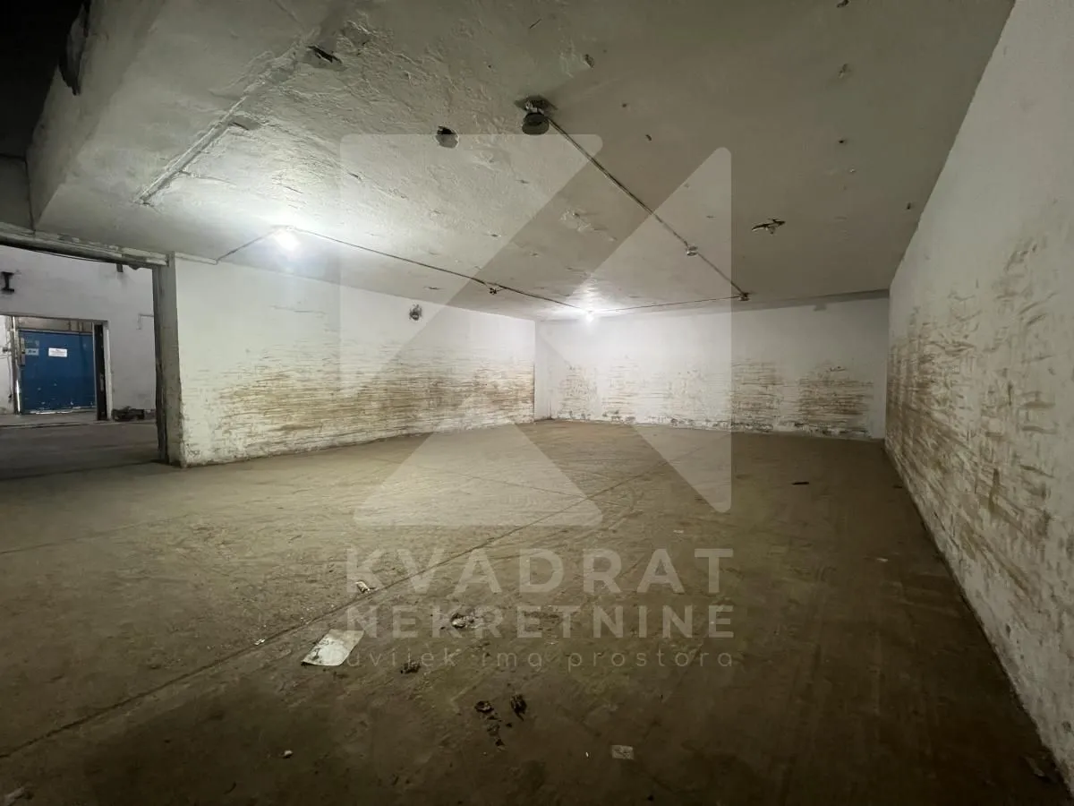 Rent, office space, 1500m², Tuški Put, Podgorica