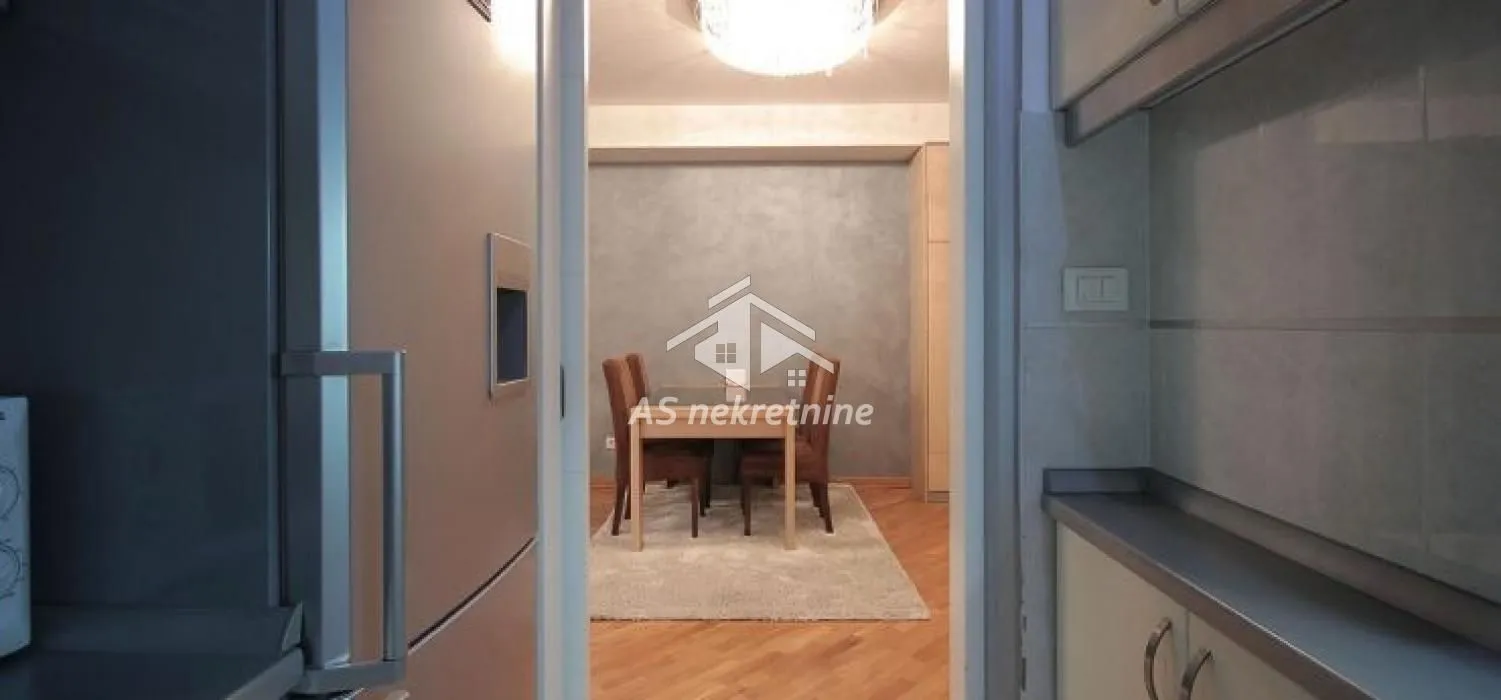 Rent, three bedroom apartment, 89m², Stari Grad, Beograd
