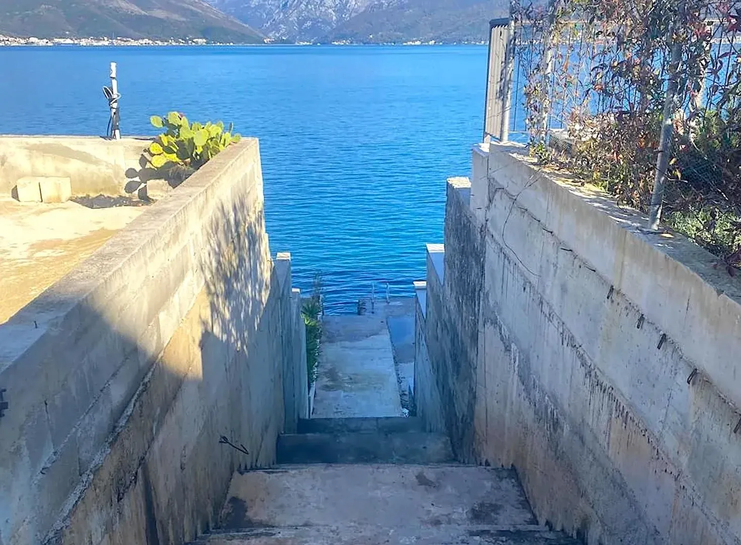 Prodaja, kuća, 105m², Krašići, Tivat
