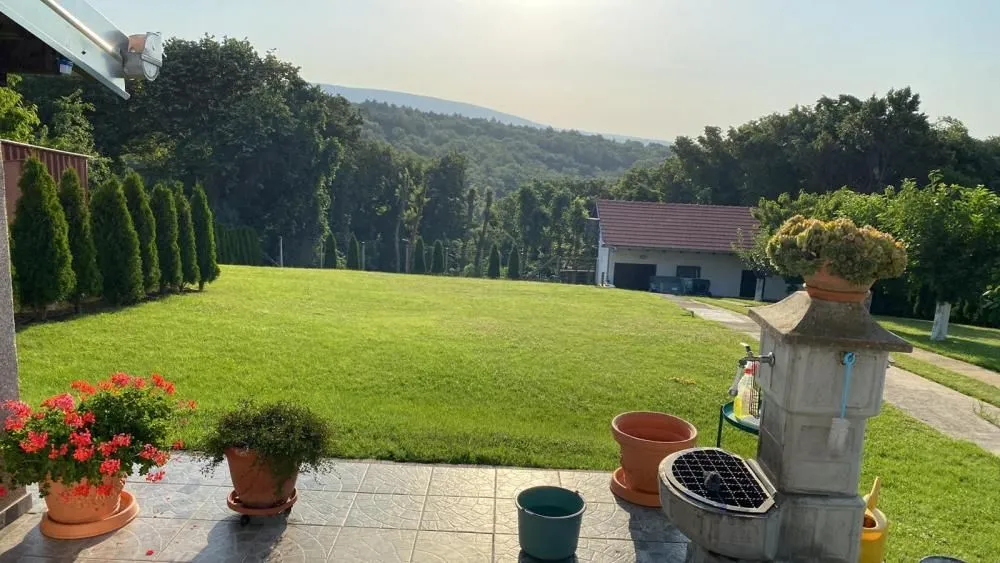 Sale, house, 450m², Krstašice, Irig