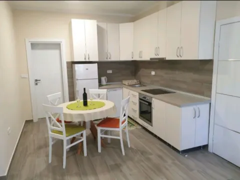 Rent, studio apartment, 32m², Seljanovo, Tivat - image 2