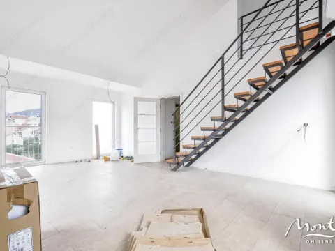 Sale, four bedroom apartment, 124m², Tivat, Crna Gora - image 5