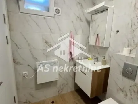 Rent, apartment, 61m², Južni Bulevar, Vračar Sve Podlokacije - image 24