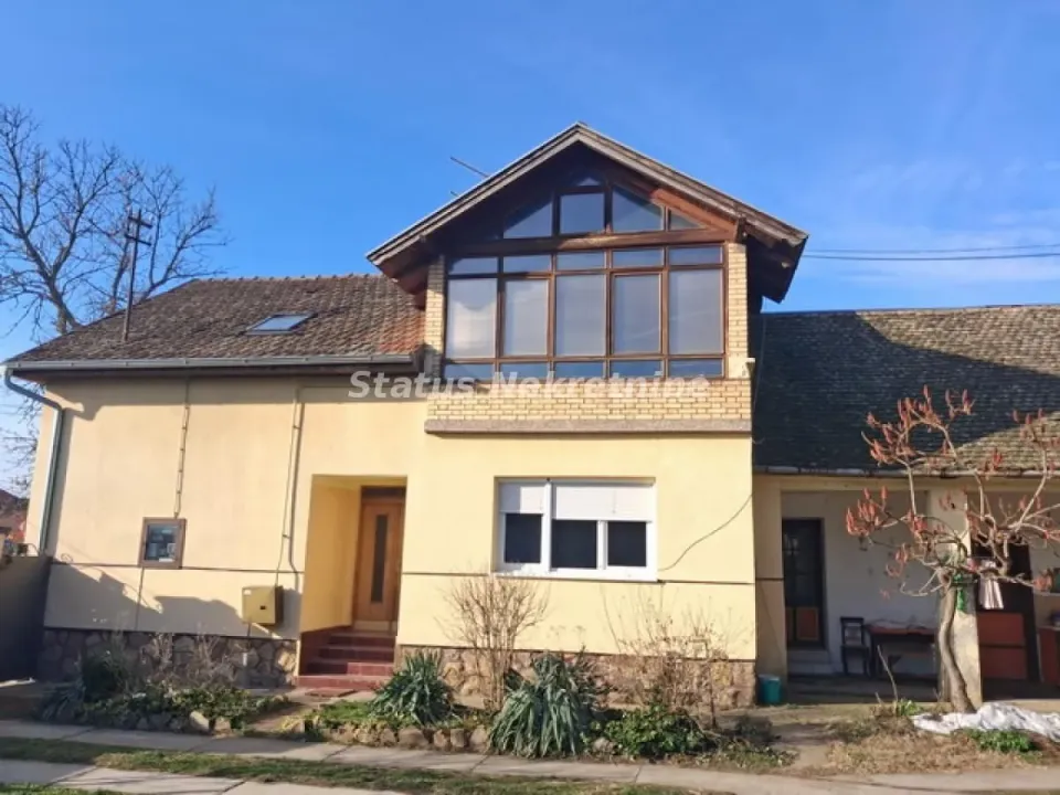 Prodaja, kuća, 200m², Futog, Novi Sad Sve Podlokacije