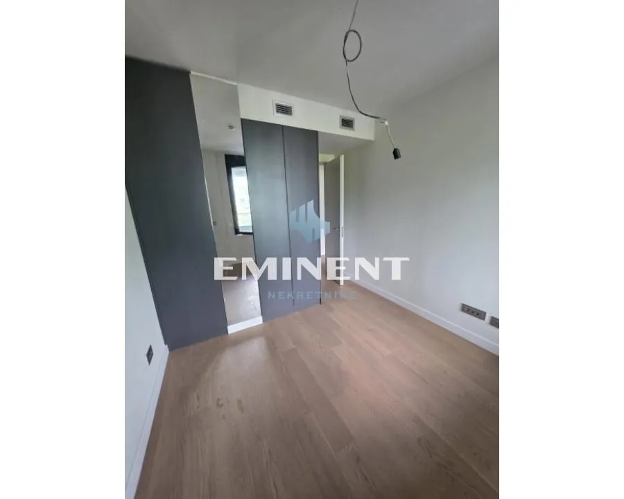 Rent, three bedroom apartment, 80m², Novi Beograd Blok 65, Novi Beograd Sve Podlokacije