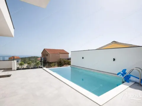 Prodaja, kuća, 160m², Budva, Crna Gora - image 13