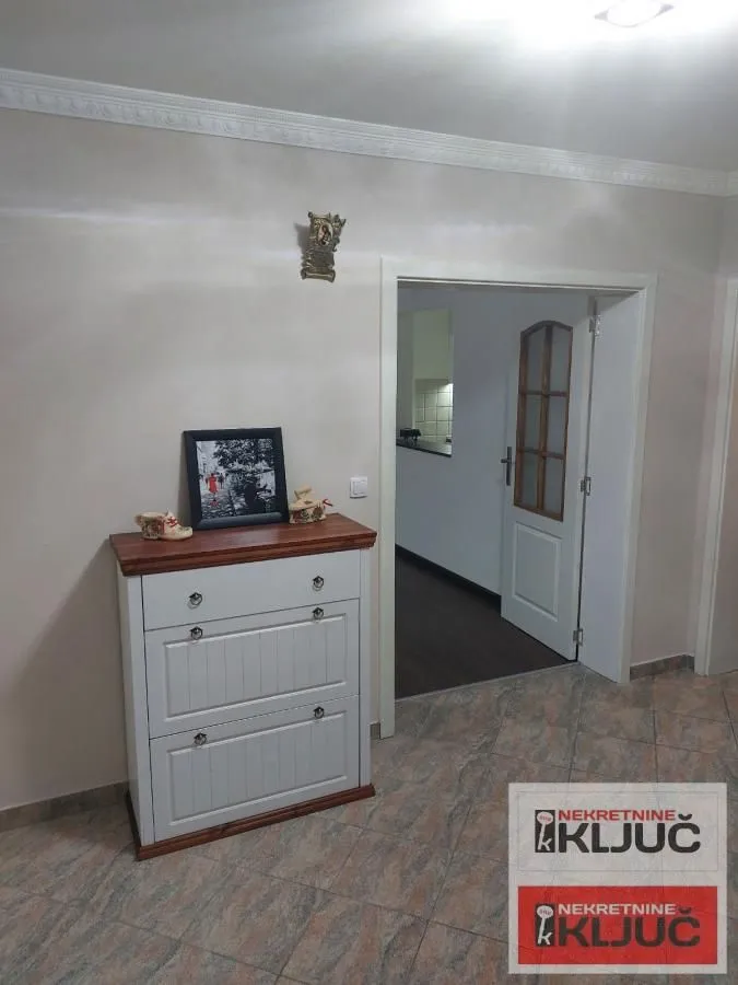 Rent, house, 225m², Veternik, Novi Sad Sve Podlokacije