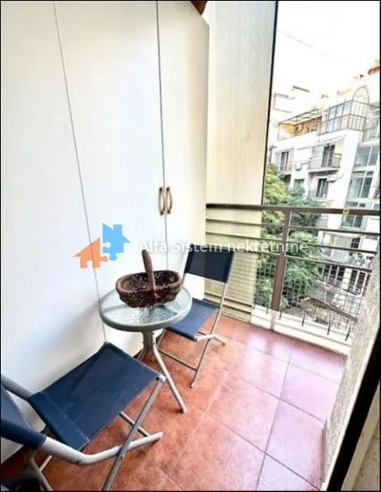 Izdavanje, trosoban stan, 80m², Stari Grad, Beograd