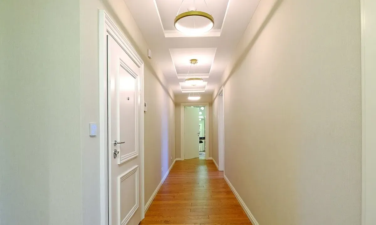 Prodaja, stan, 250m², Autokomanda, Voždovac Sve Podlokacije