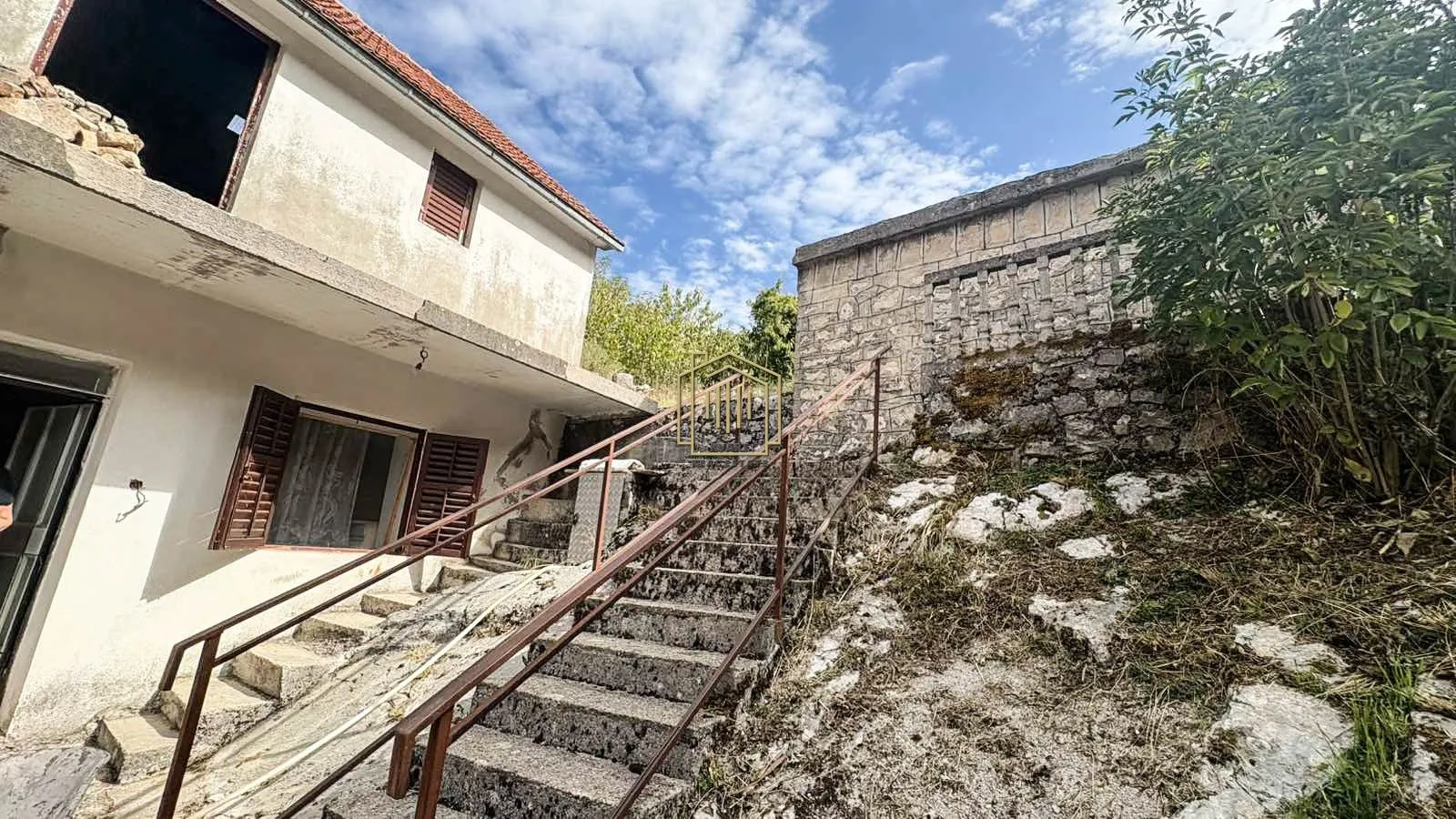Prodaja, kuća, 84m², Njeguši, Cetinje