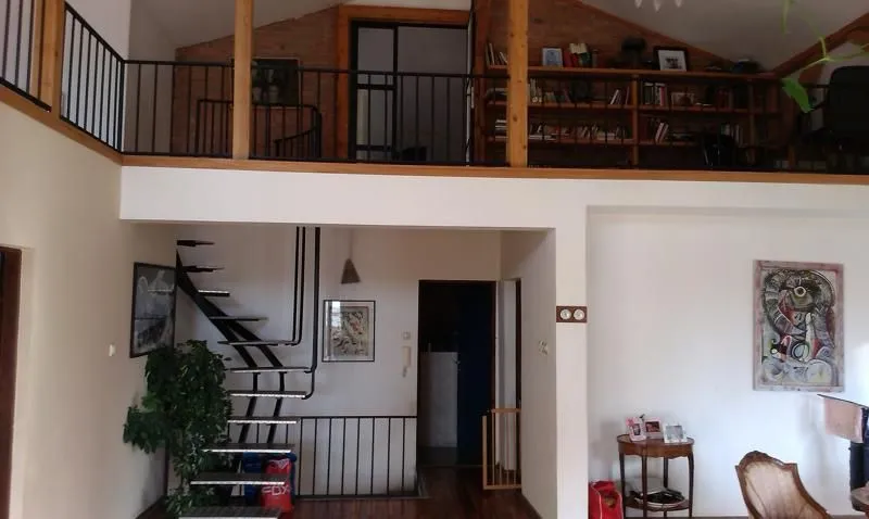 Sale, house, 350m², Banjica, Voždovac Sve Podlokacije