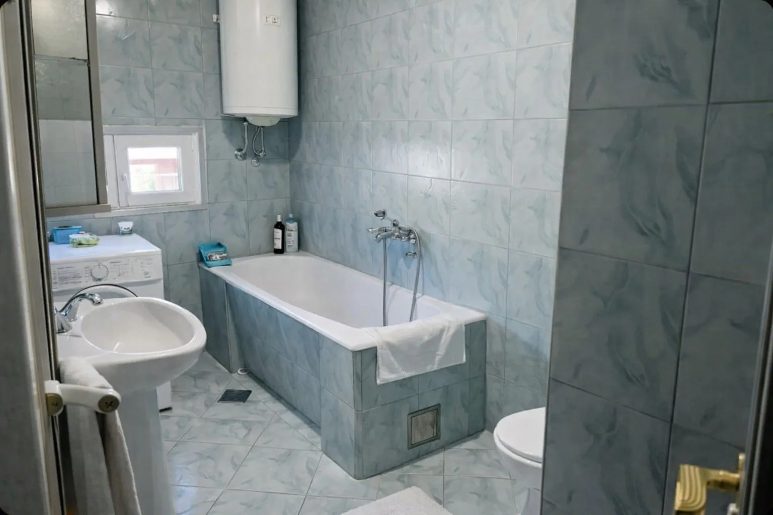 Prodaja, trosoban stan, 101m², Centar, Podgorica