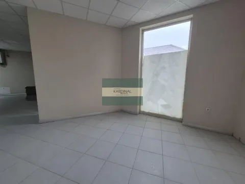 Rent, office space, 108m², Centar, Ćuprija - image 12