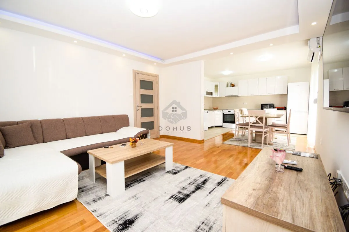 Izdavanje, trosoban stan, 108m², Donja Gorica, Podgorica