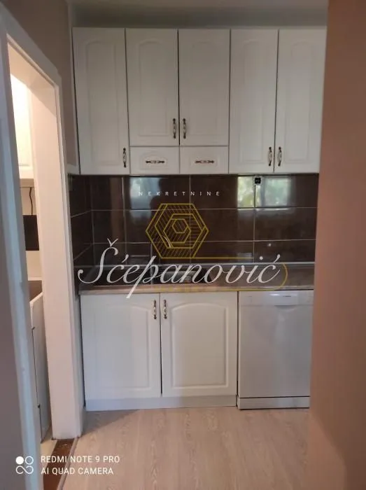 Prodaja, stan, 69m², Centar, Novi Sad