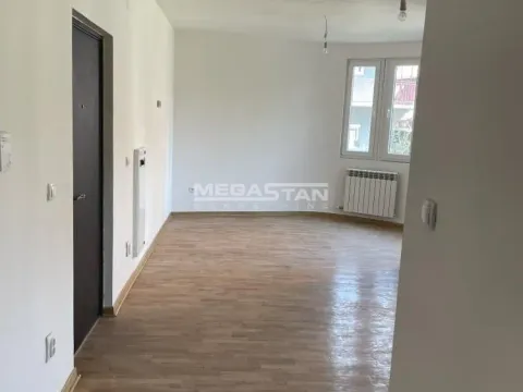 Stan in Cvetkova Pijaca