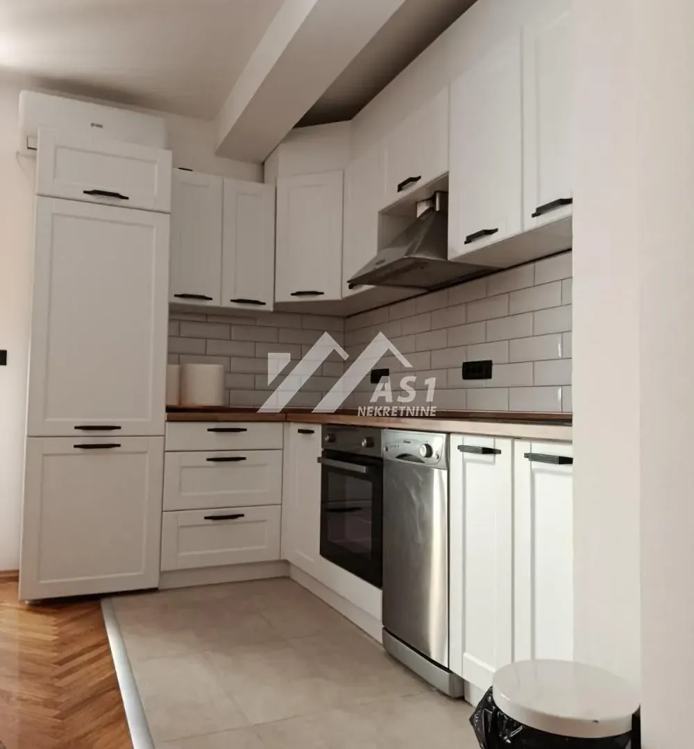Rent, two bedroom apartment, 47m², Bulevar Oslobodjenja, Novi Sad Sve Podlokacije