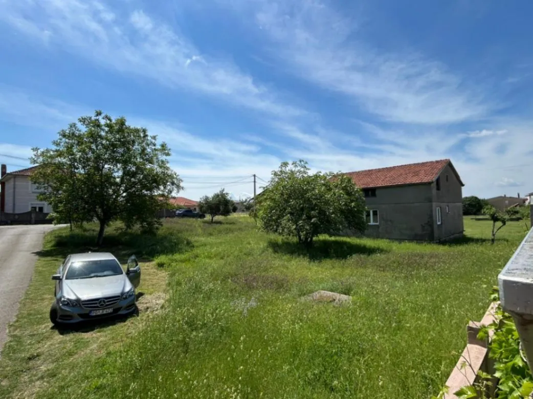 Prodaja, kuća, 202m², Zlatica, Podgorica