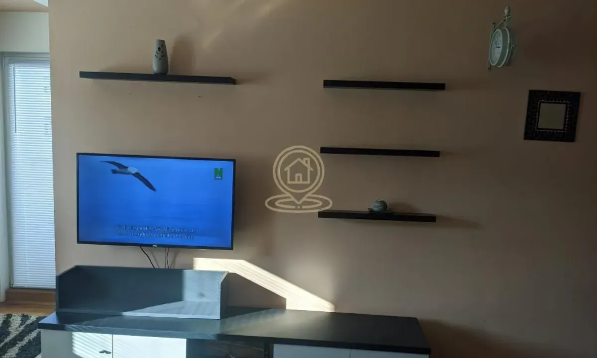 Izdavanje, dvosoban stan, 47m², Bulevar Oslobodjenja, Novi Sad Sve Podlokacije